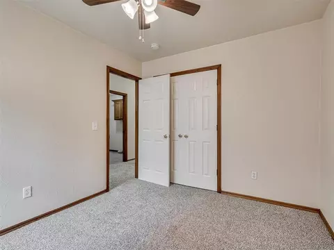 1036 SW 129th St, Moore, OK 73170 photo 28