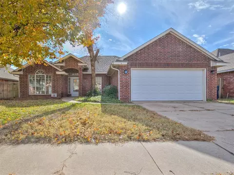 1036 SW 129th St, Moore, OK 73170