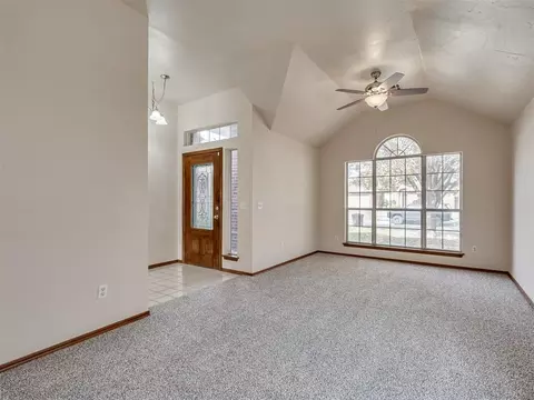 1036 SW 129th St, Moore, OK 73170 photo 7