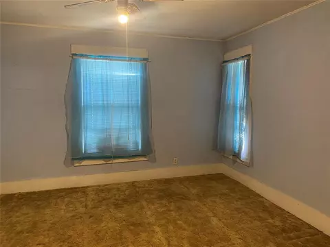 210 E 5th St, Cement, OK 73017 photo 7