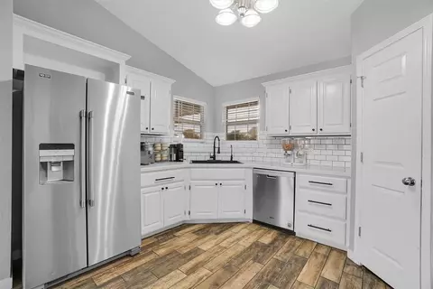 421 N Quail Run, Altus, OK 73521 photo 16