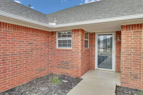 421 N Quail Run, Altus, OK 73521 photo 4