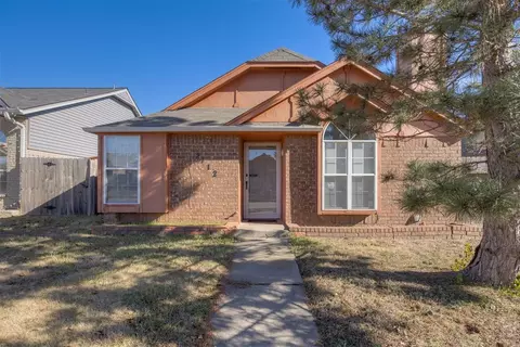 2112 Lonnie Ln, Oklahoma City, OK 73170