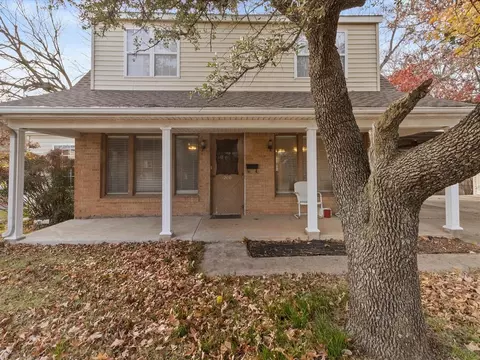 1200 Classen Blvd, Norman, OK 73071 photo 2