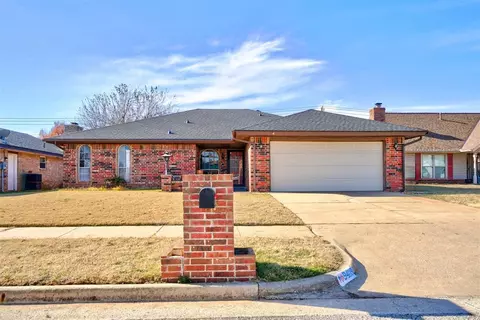 9409 S Hillcrest Dr, Oklahoma City, OK 73159