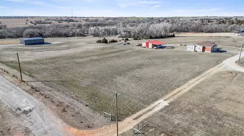 8701 Rebekah Rd, Yukon, OK 73099