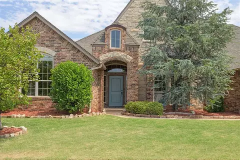 14600 Yorkshire Ln, Oklahoma City, OK 73142
