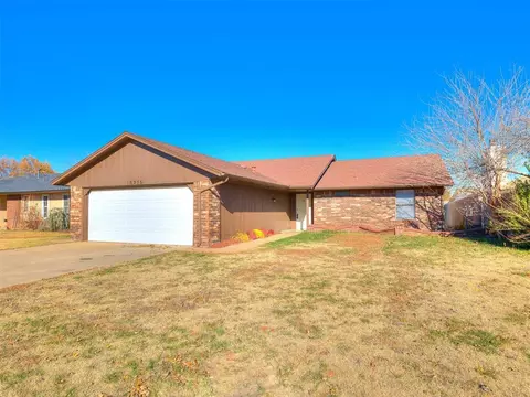 10235 Fairfax Ln, Yukon, OK 73099