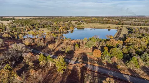 7984 W Seward Rd, Guthrie, OK 73044