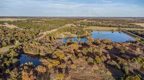 7769 Old Oak Trl, Guthrie, OK 73044