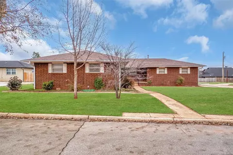 1400 Grandview Dr, Weatherford, OK 73096
