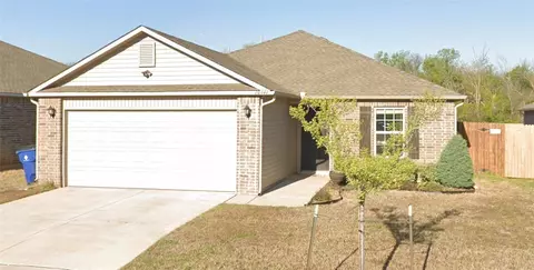 10141 Wimbledon Ct, The Village, OK 73120