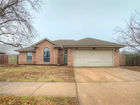 208 Cypress Dr, Oklahoma City, OK 73170