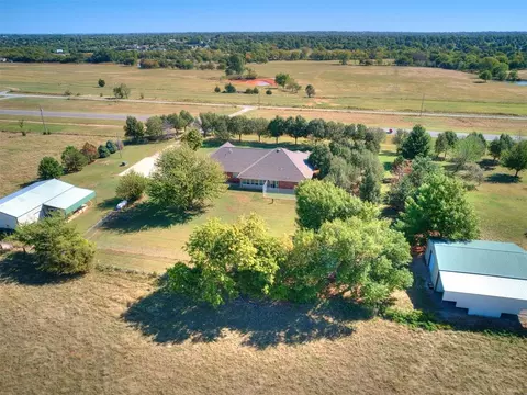 826 S Mustang Rd, Tuttle, OK 73089 photo 4