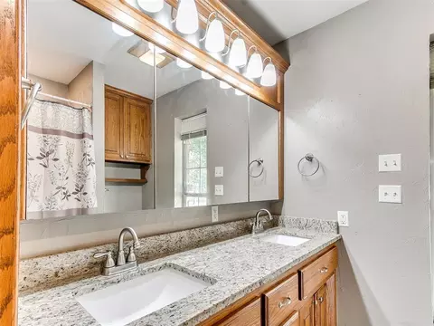 826 S Mustang Rd, Tuttle, OK 73089 photo 35