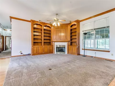 826 S Mustang Rd, Tuttle, OK 73089 photo 9