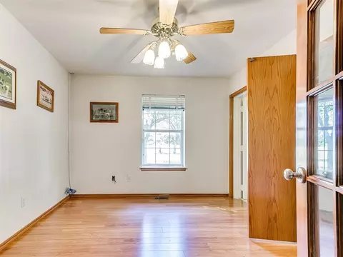 826 S Mustang Rd, Tuttle, OK 73089 photo 24