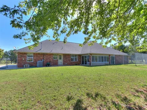 826 S Mustang Rd, Tuttle, OK 73089 photo 42