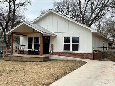 716 Johnson St, Meeker, OK 74855