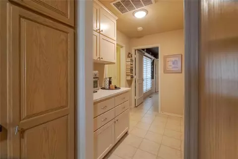 Undisclosed, Edmond, OK 73013 photo 11