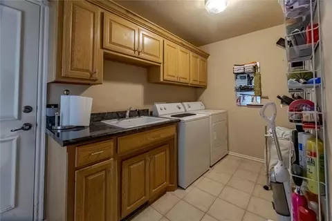 Undisclosed, Edmond, OK 73013 photo 22
