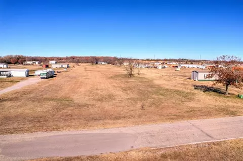 114 Sooner Rd, Shawnee, OK 74804