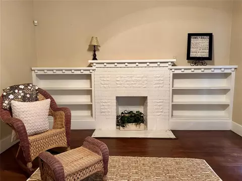 702 S 8th St, Chickasha, OK 73018 photo 4