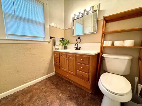 702 S 8th St, Chickasha, OK 73018 photo 24