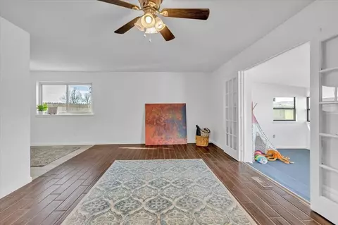 123 E Beech Ave, Yukon, OK 73099 photo 2