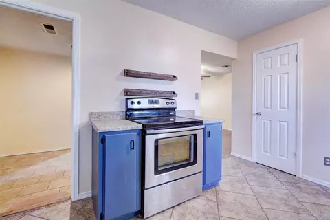809 Arnold Ave, Moore, OK 73160 photo 11