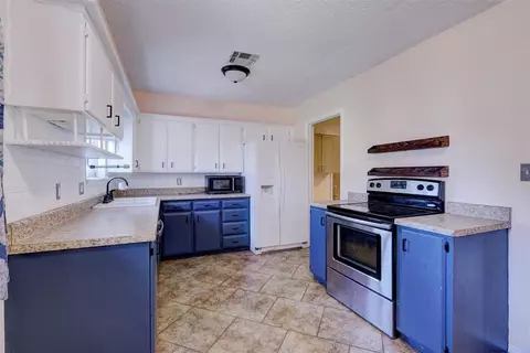 809 Arnold Ave, Moore, OK 73160 photo 7