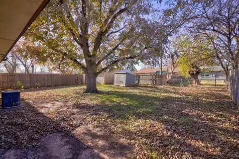 809 Arnold Ave, Moore, OK 73160 photo 24