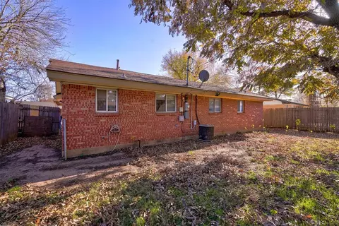 809 Arnold Ave, Moore, OK 73160 photo 25