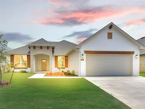141 Sage Brush Way, Edmond, OK 73025