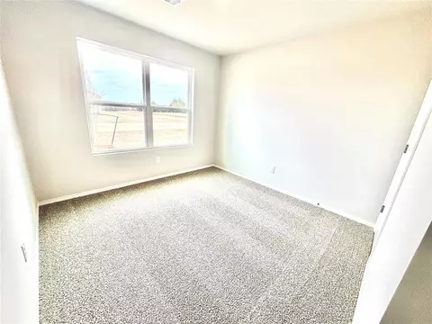 13448 Pineberry Way, Mcloud, OK 74851 photo 5