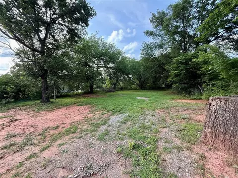 116 E 1st St, Chandler, OK 74834 photo 4