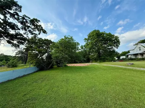 116 E 1st St, Chandler, OK 74834 photo 3