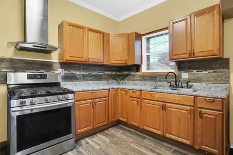 704 E Liveoak St, Altus, OK 73521 photo 13