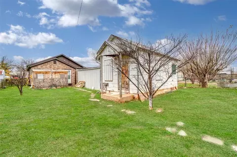 704 E Liveoak St, Altus, OK 73521 photo 29