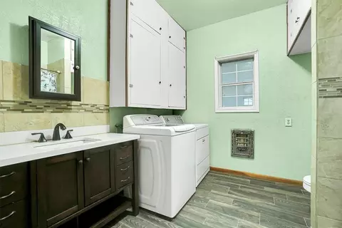 704 E Liveoak St, Altus, OK 73521 photo 21
