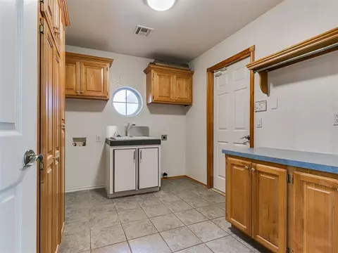 300 Suzan Rd, Tuttle, OK 73089 photo 23