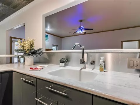 300 Suzan Rd, Tuttle, OK 73089 photo 9