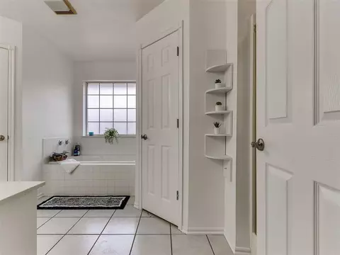 300 Suzan Rd, Tuttle, OK 73089 photo 28