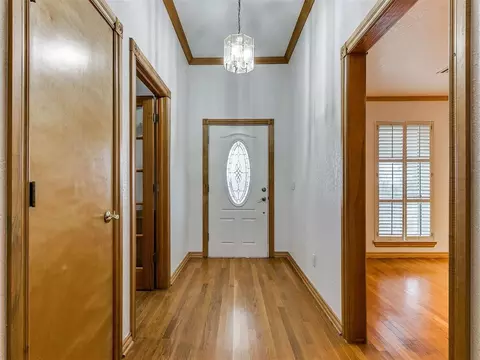 300 Suzan Rd, Tuttle, OK 73089 photo 4