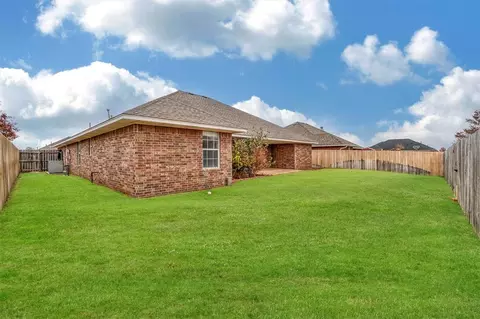 516 Peacock Cir, Altus, OK 73521 photo 32