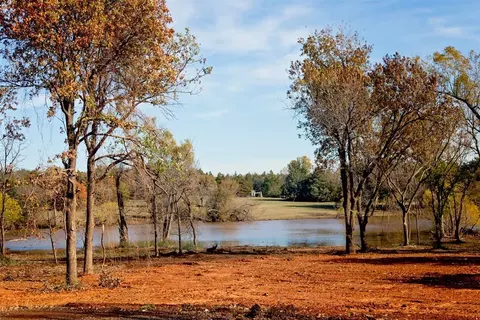 7269 Old Oak Trl, Guthrie, OK 73044