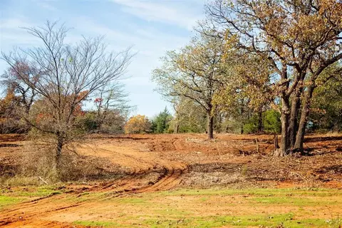 7268 Old Oak Trl, Guthrie, OK 73044
