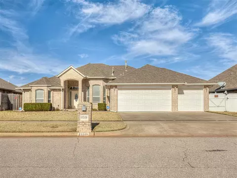 11519 NW 5th St, Yukon, OK 73099