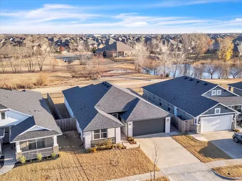 2316 Roca Dr, Edmond, OK 73012