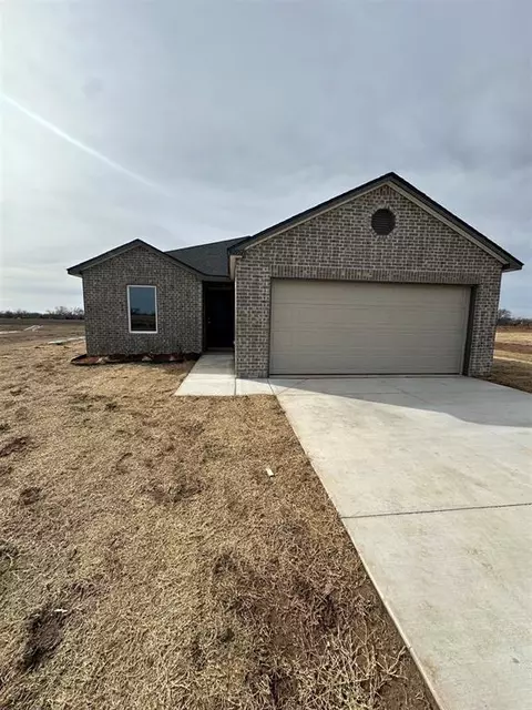 40957 Shawnee Meadows Dr, Shawnee, OK 74804